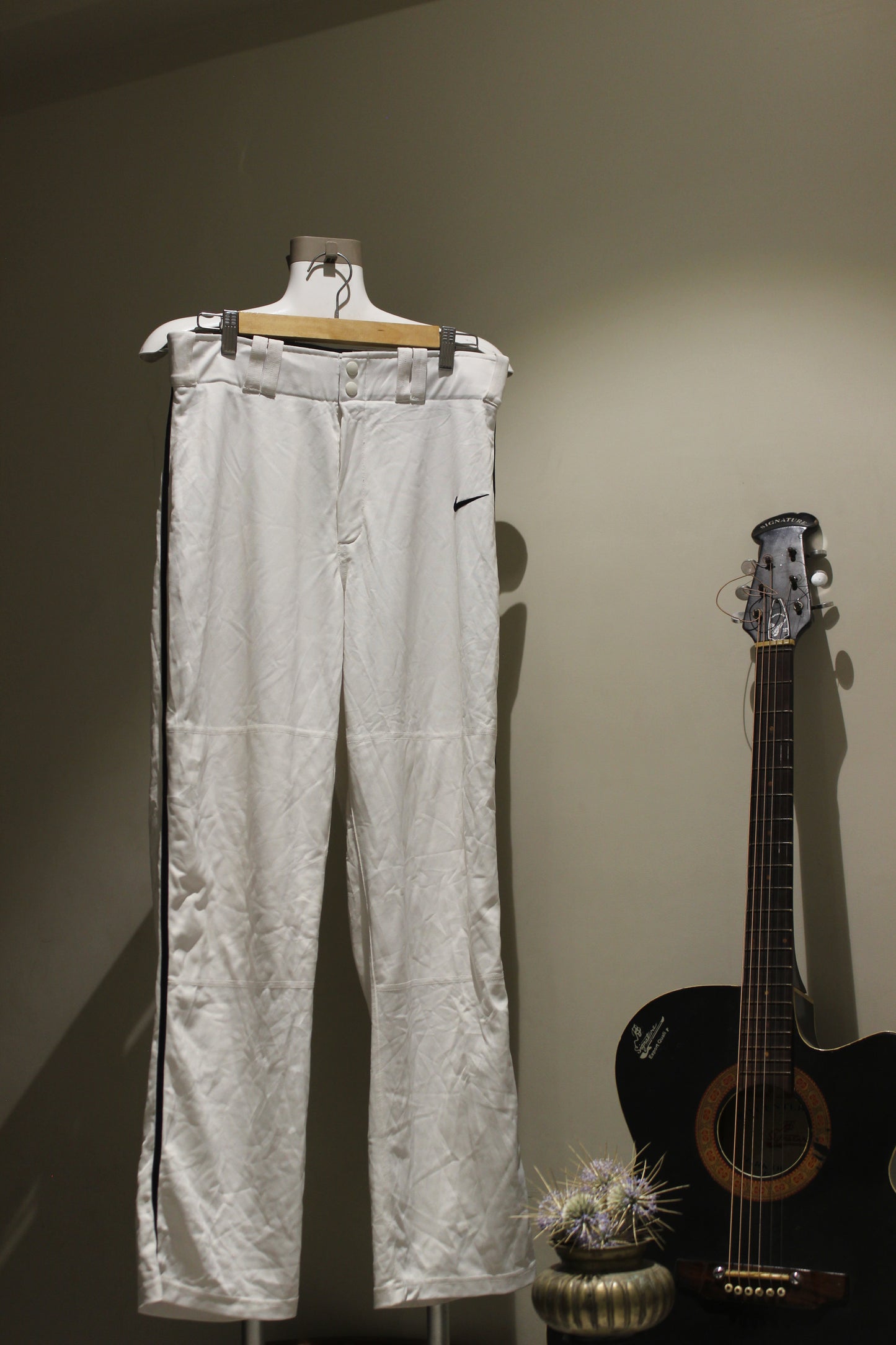 Nike lower